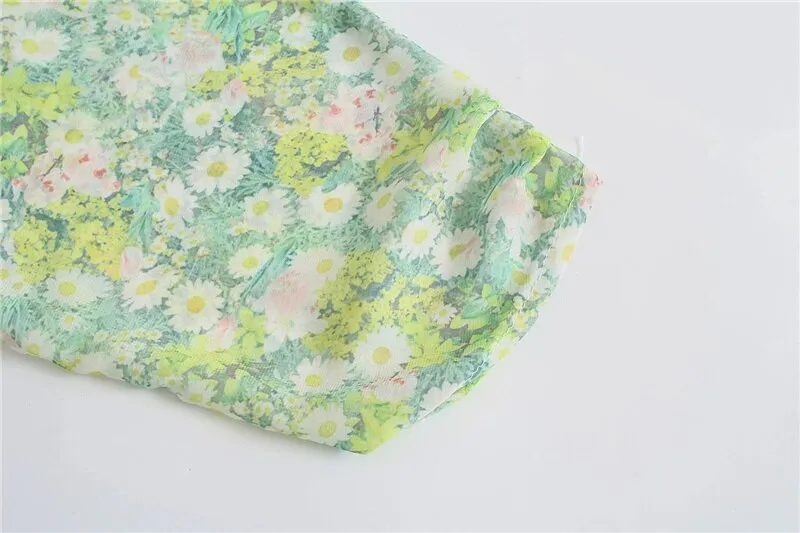 FLORAL PRINT WRAP BLOUSE