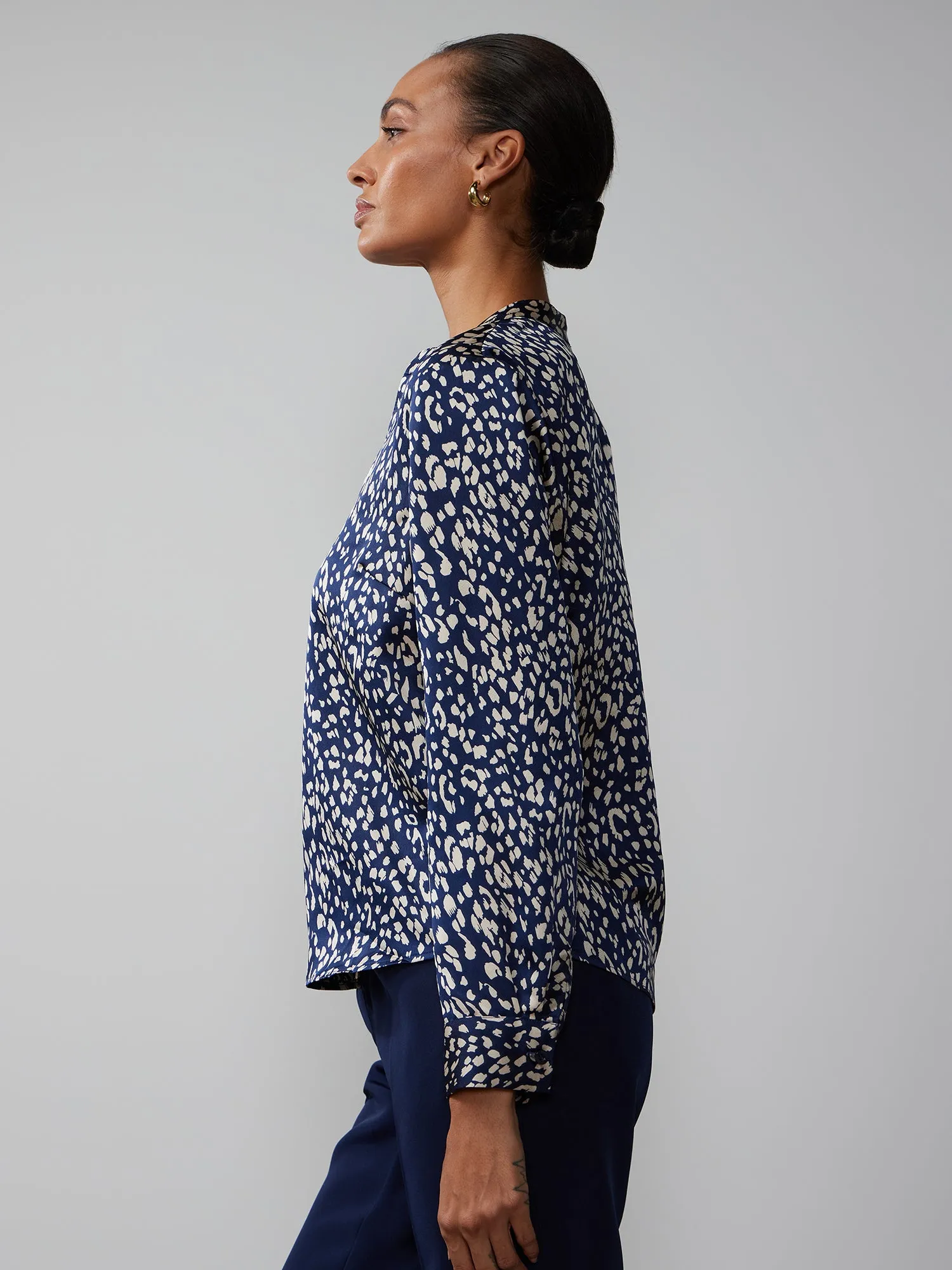 Long Sleeve V-Neck Mandarin Collar Blouse