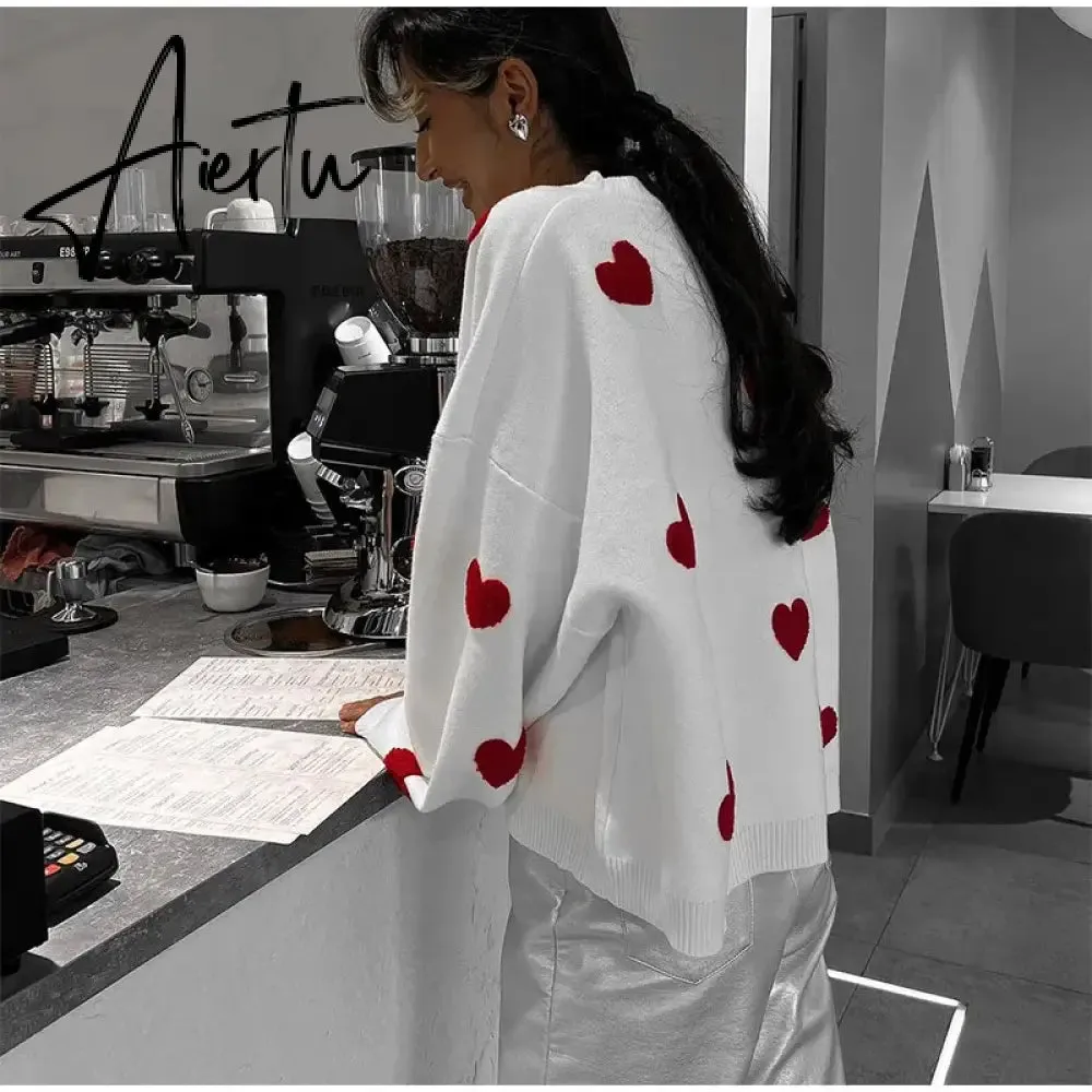 Love Embroidery Women's Knitting Sweaters Sweet Chic Long Sleeved O-neck Pullovers  New Female Casual Fashion Sweater