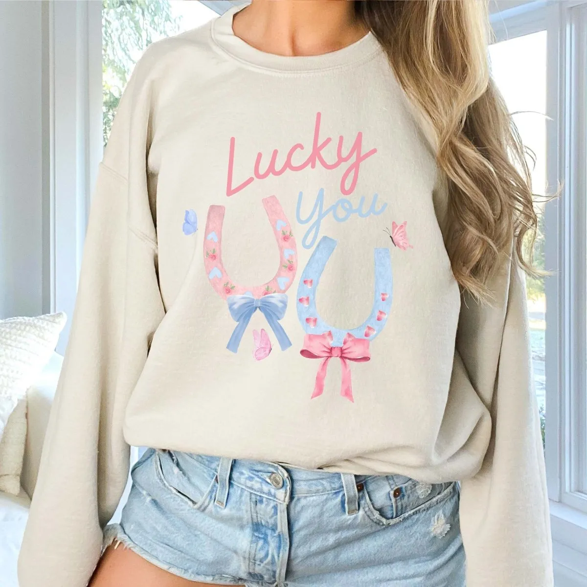 Lucky You Horseshoe Bow Sweatshirt